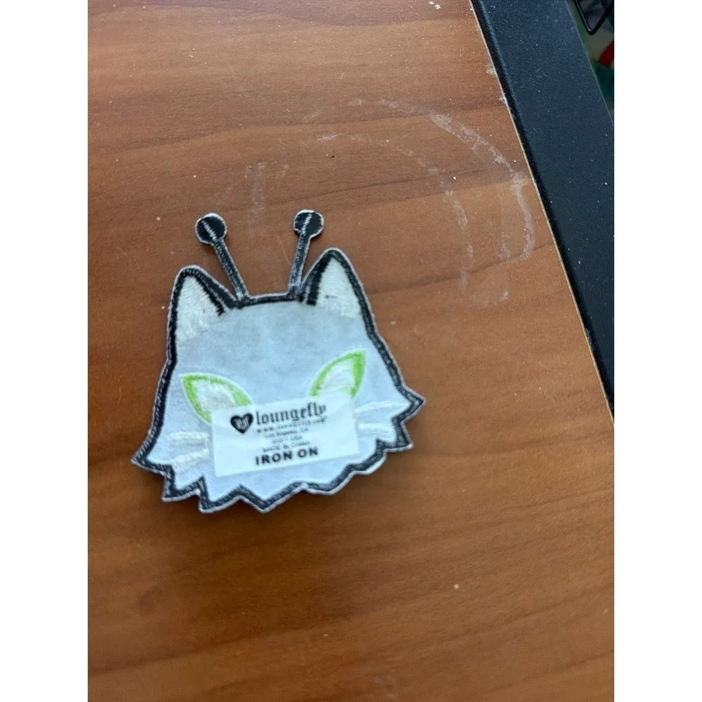 Lounge  Fly Iron On Patch Alien Cat Spaceship Loungefly